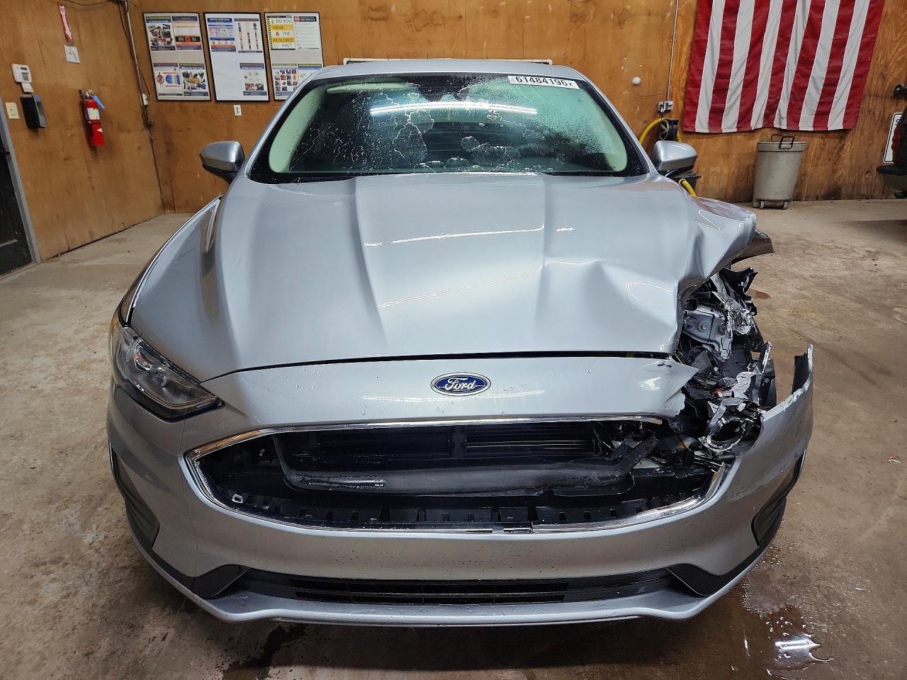 2020 Ford Fusion Se - Фото 5