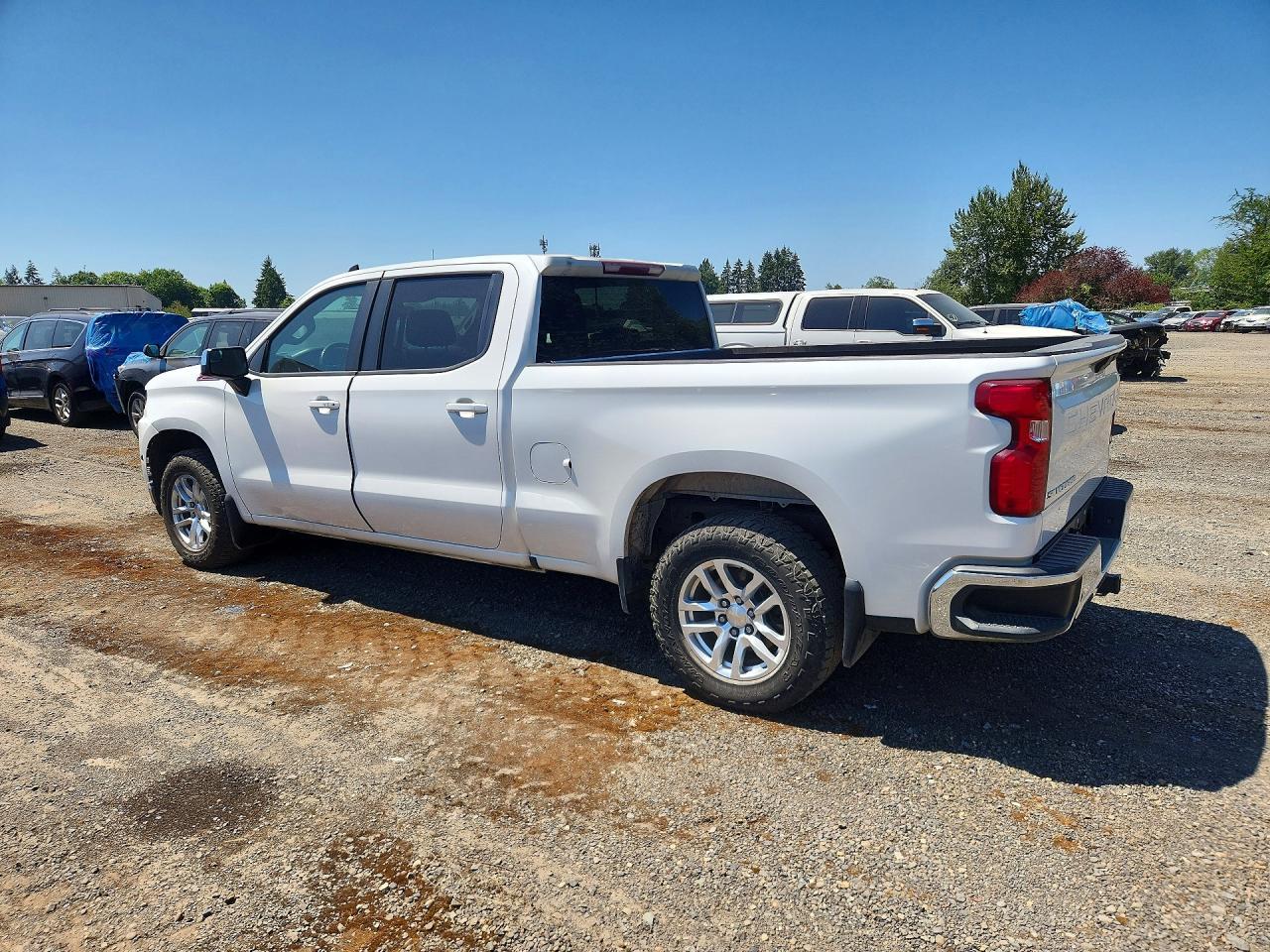 2020 Chevrolet Silverado K1500 Lt - Image 2