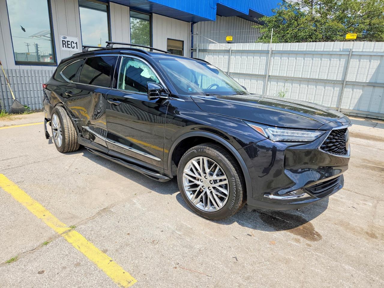 2023 Acura Mdx Advance - Image 4
