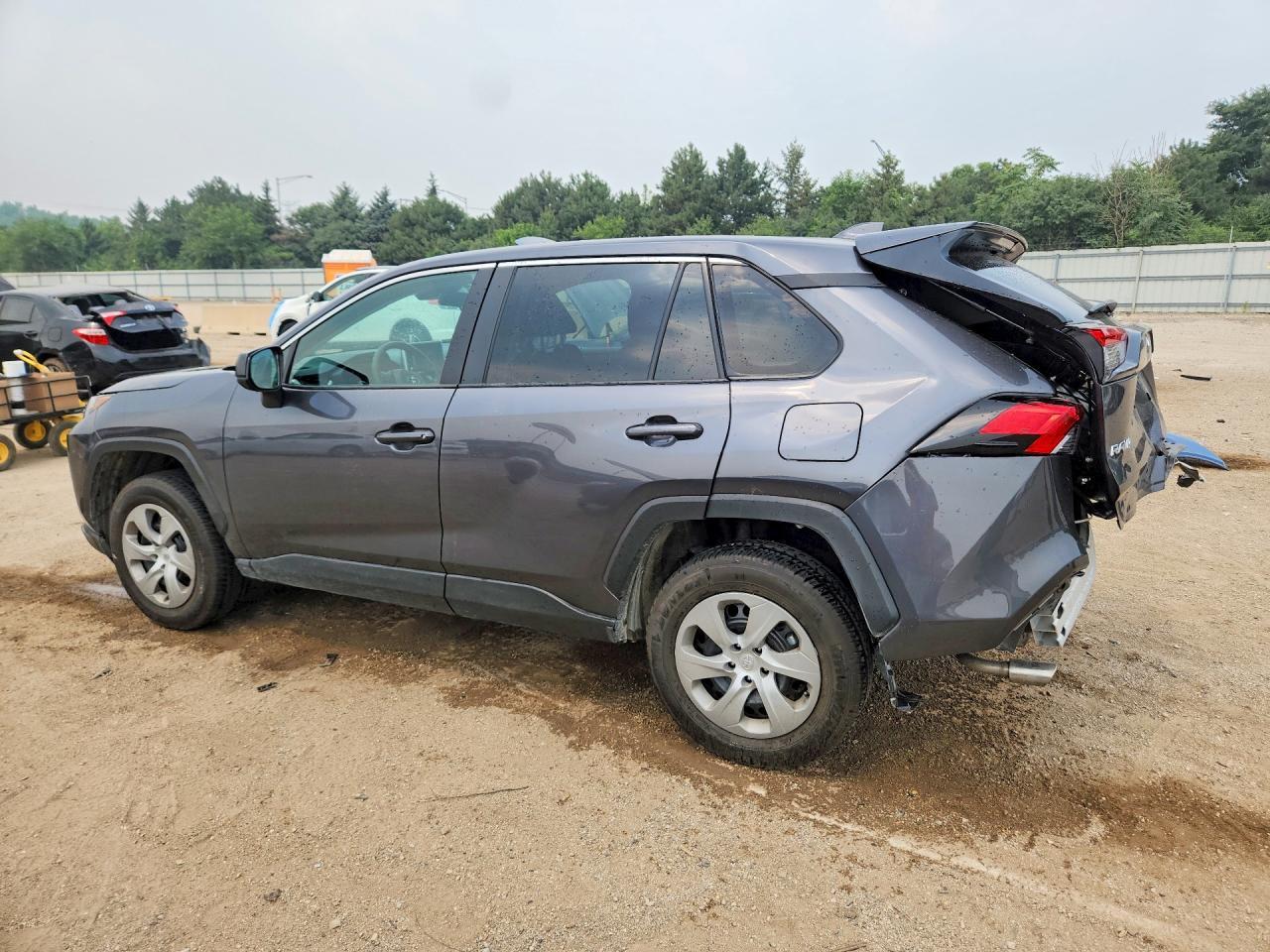 2023 Toyota Rav4 Le - Фото 2