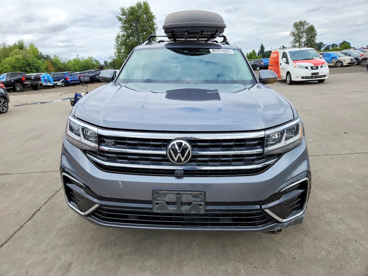 2023 Volkswagen Atlas Sel Premium R-Line - Image 5