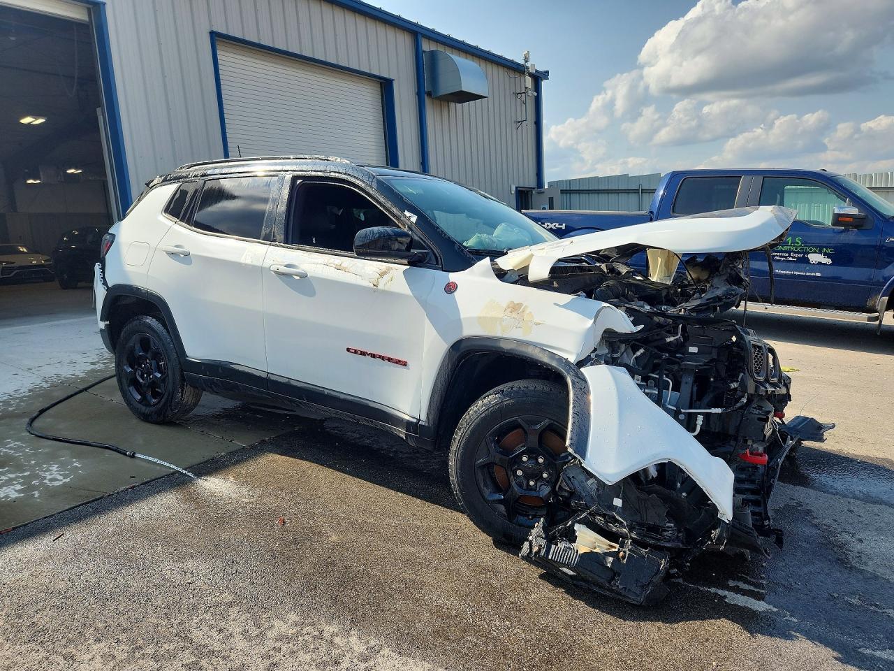 2024 Jeep Compass Trailhawk - Image 4