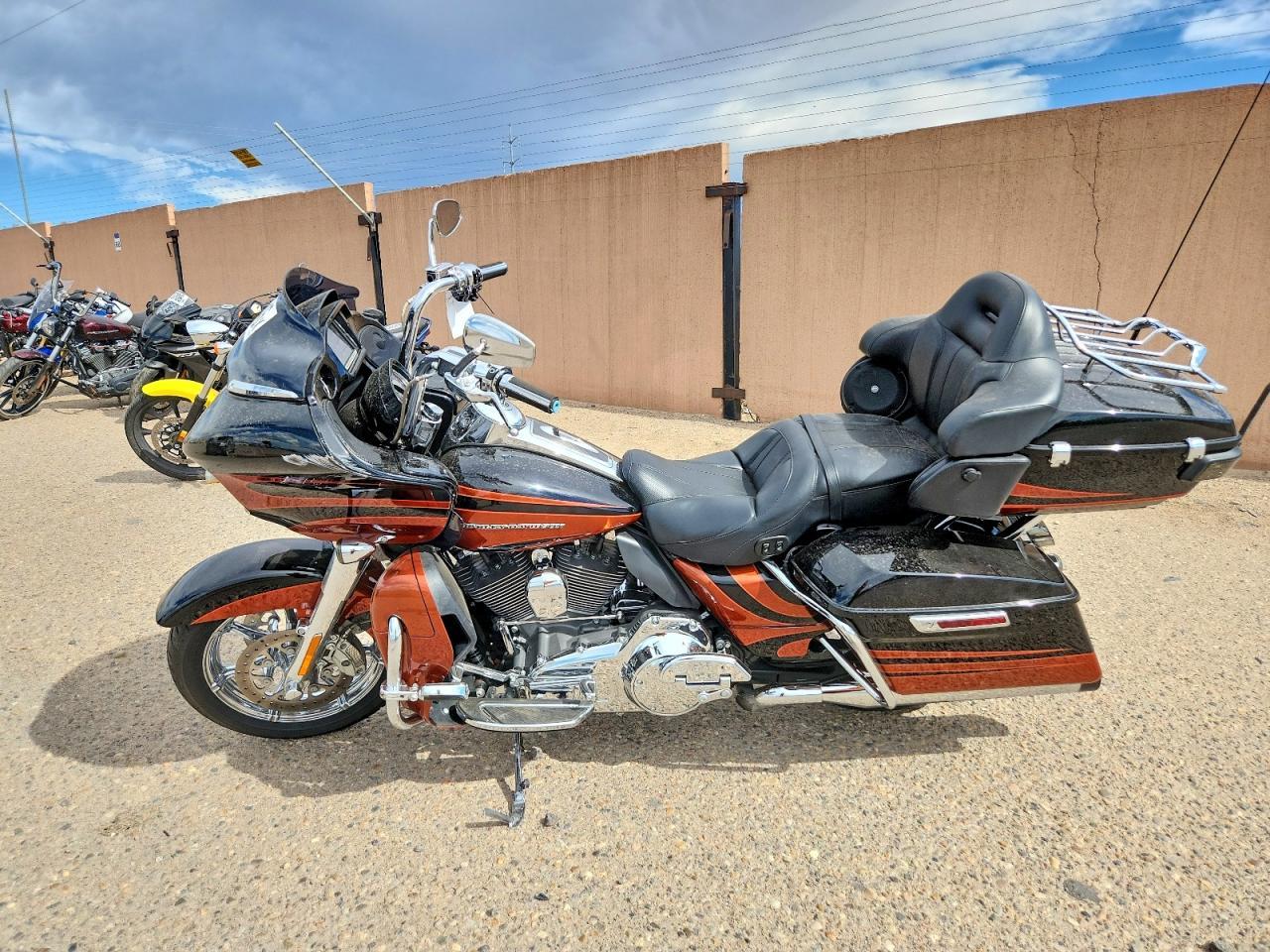 2015 Harley-Davidson Fltruse Cvo Road Glide - Фото 3