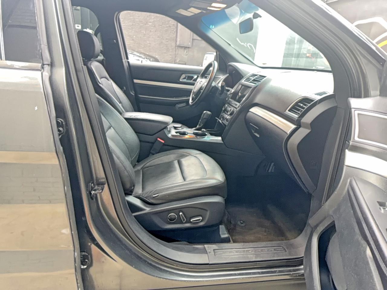 2017 Ford Explorer Xlt - Фото 5