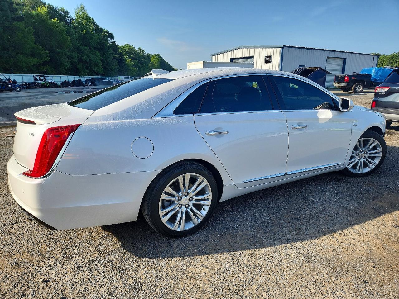 2019 Cadillac Xts - Фото 3