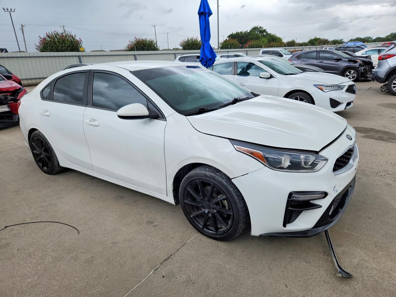 2021 Kia Forte Lxs - Фото 4
