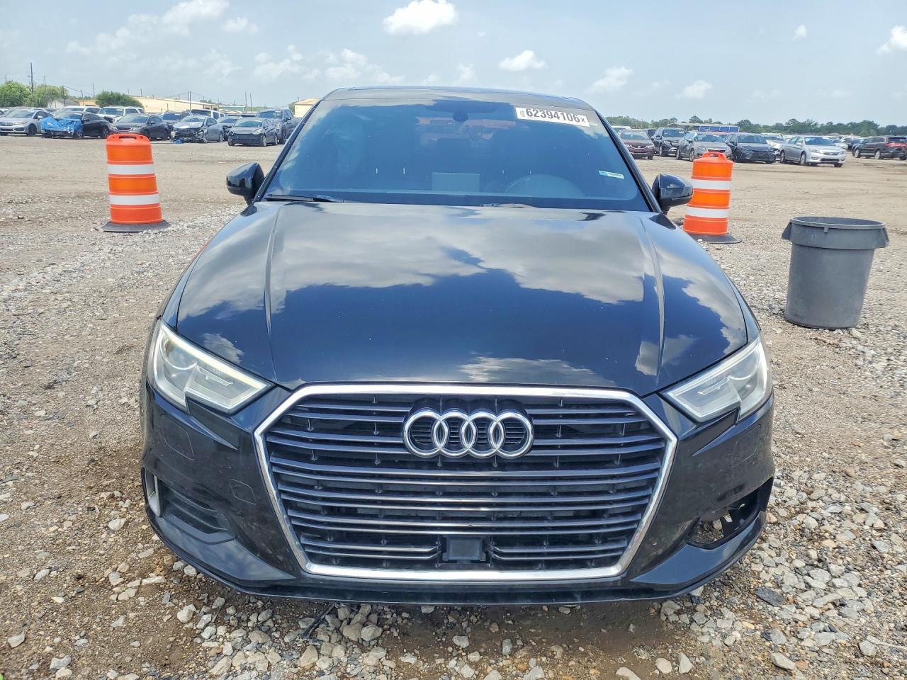 2018 Audi A3 Premium - Фото 5