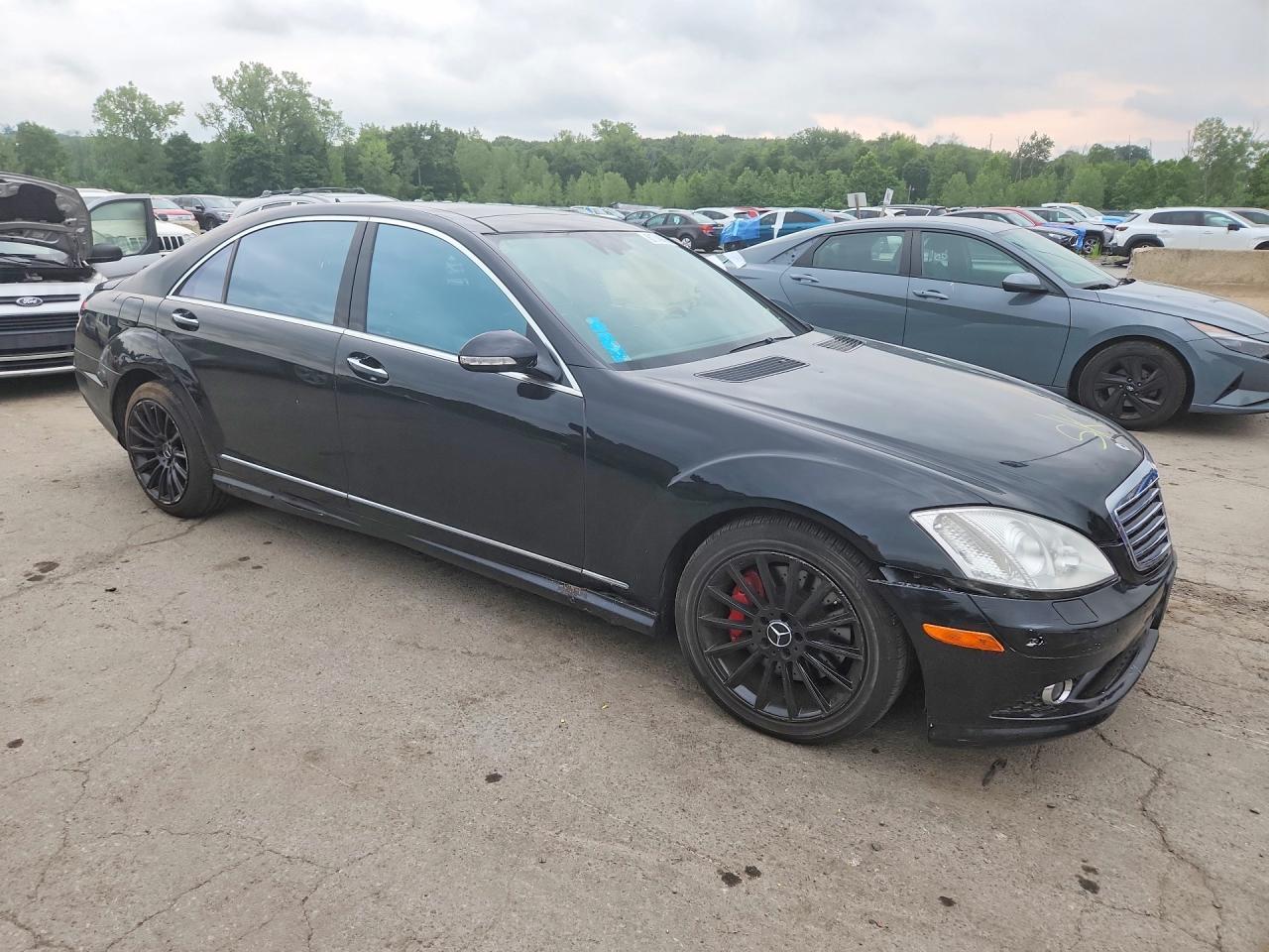 2009 Mercedes-Benz S 550 4Matic - Image 4