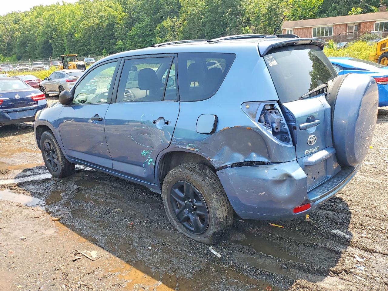 2012 Toyota Rav4 Base - Image 2