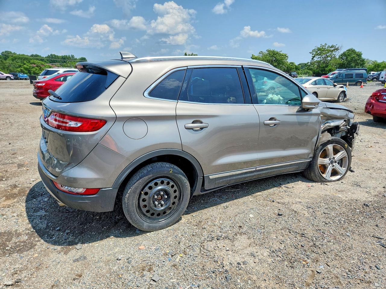 2017 Lincoln Mkc Premiere - Фото 3