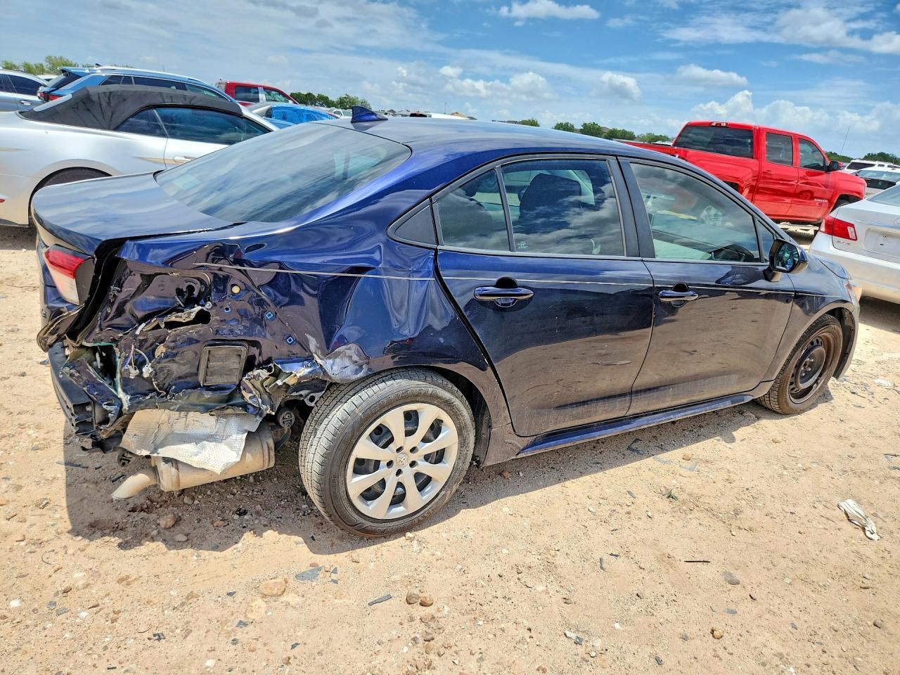 2020 Toyota Corolla Le - Фото 3