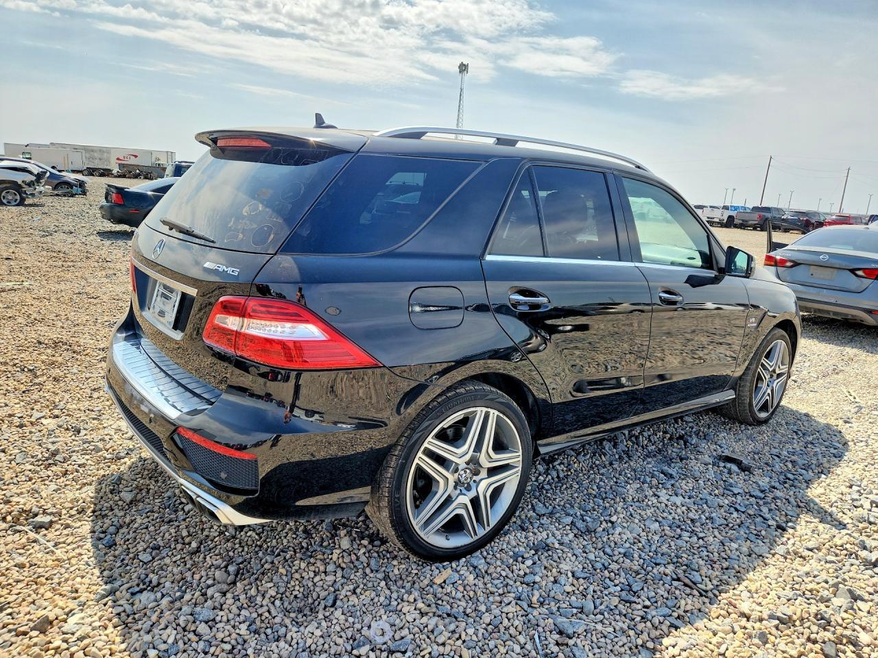 2015 Mercedes-Benz Ml 63 Amg - Image 3