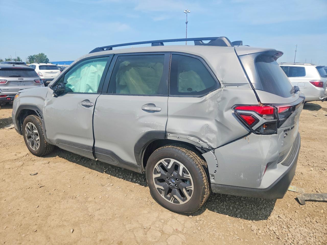 2026 Subaru Forester Premium - Фото 2