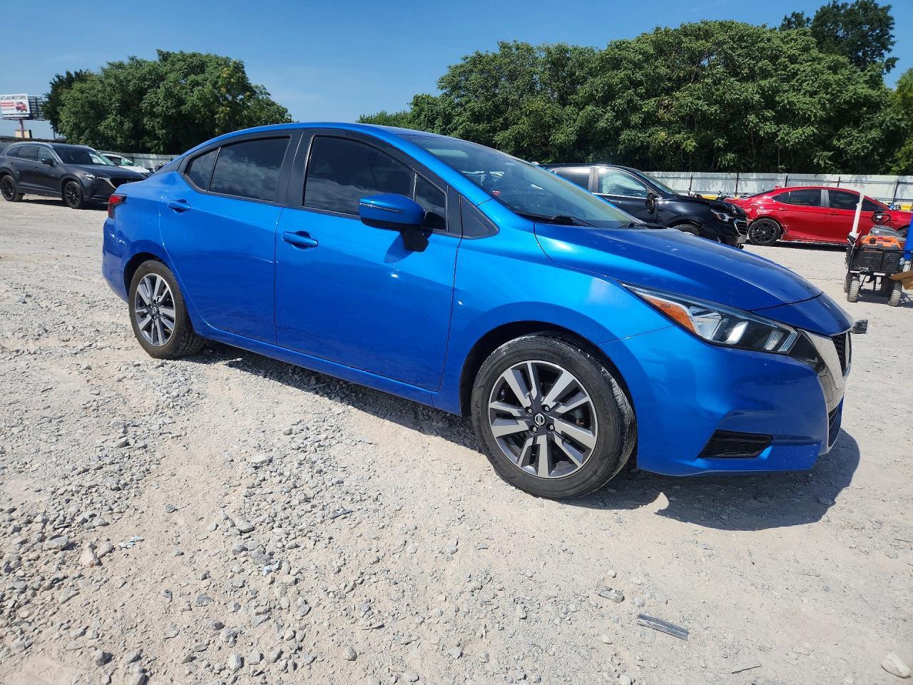 2020 Nissan Versa Sv - Image 4