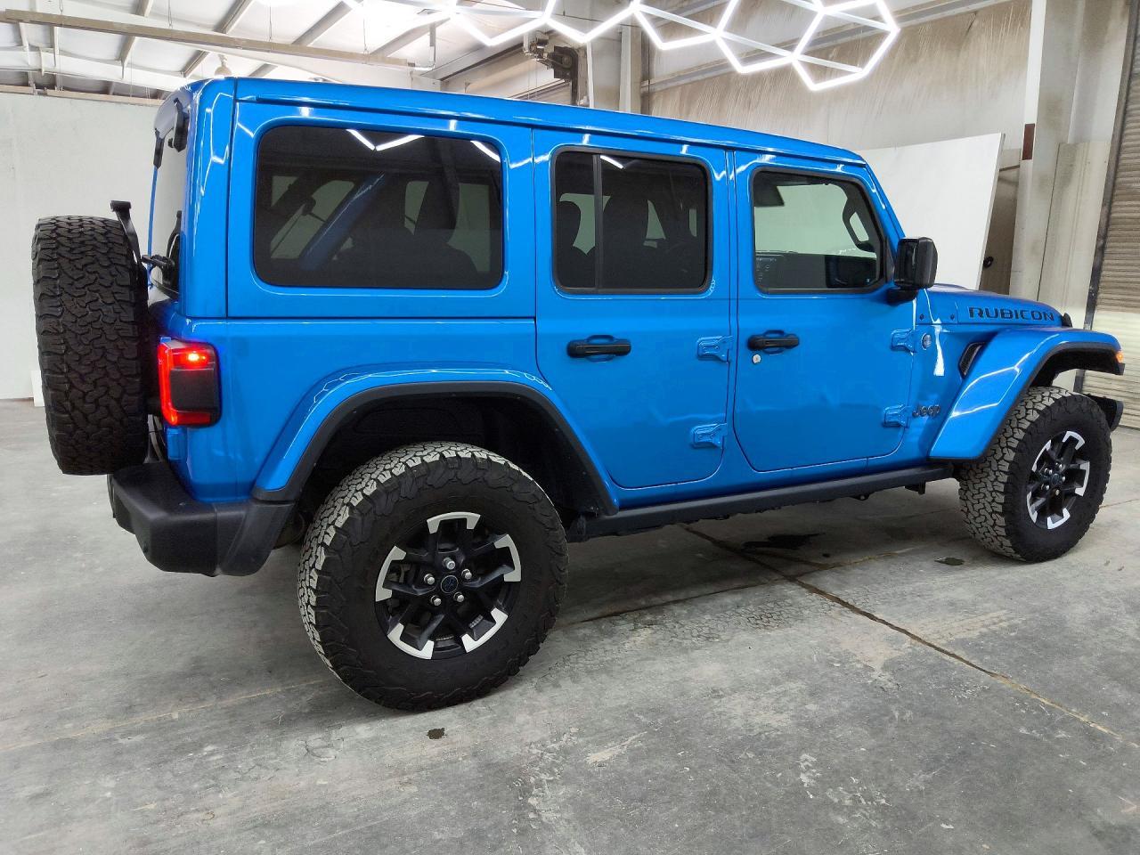2024 Jeep Wrangler Rubicon 4Xe - Фото 3
