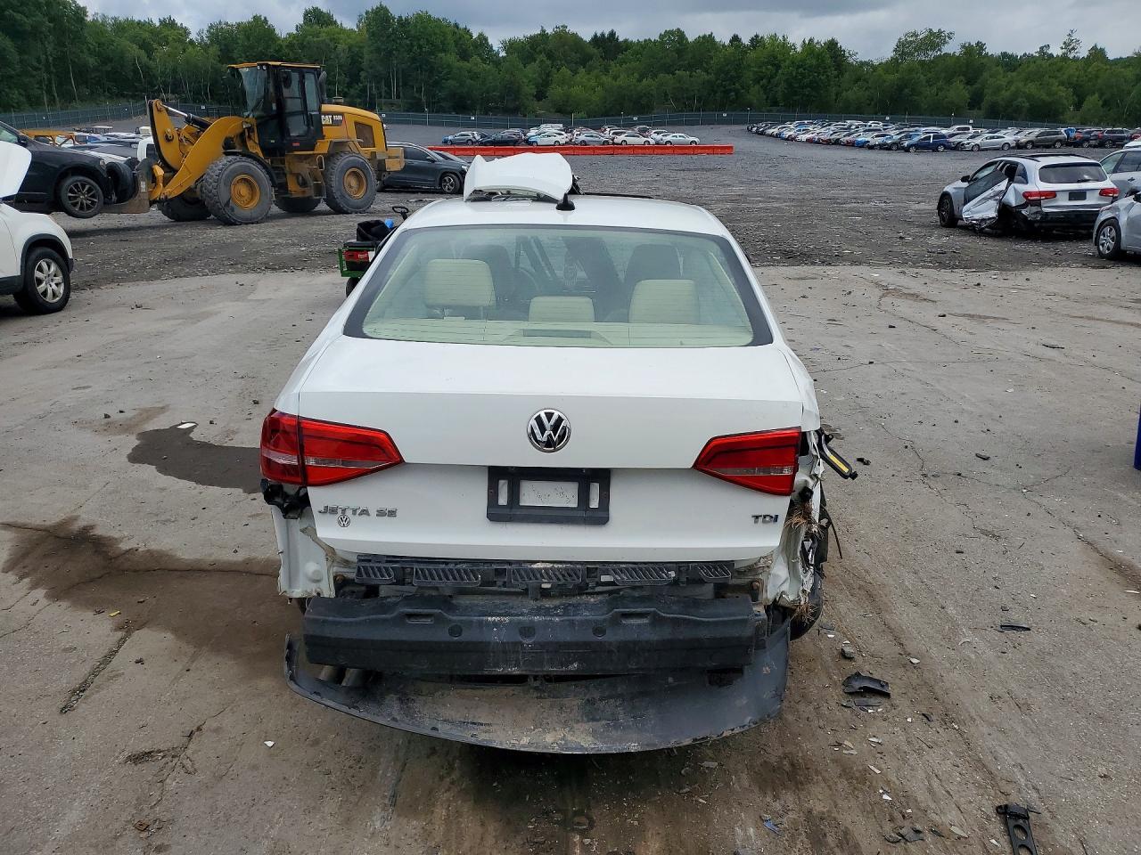 2015 Volkswagen Jetta Tdi - Image 6