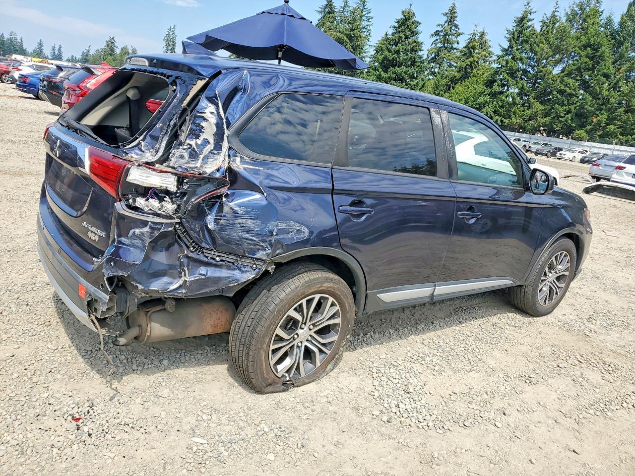 2018 Mitsubishi Outlander Se - Фото 3