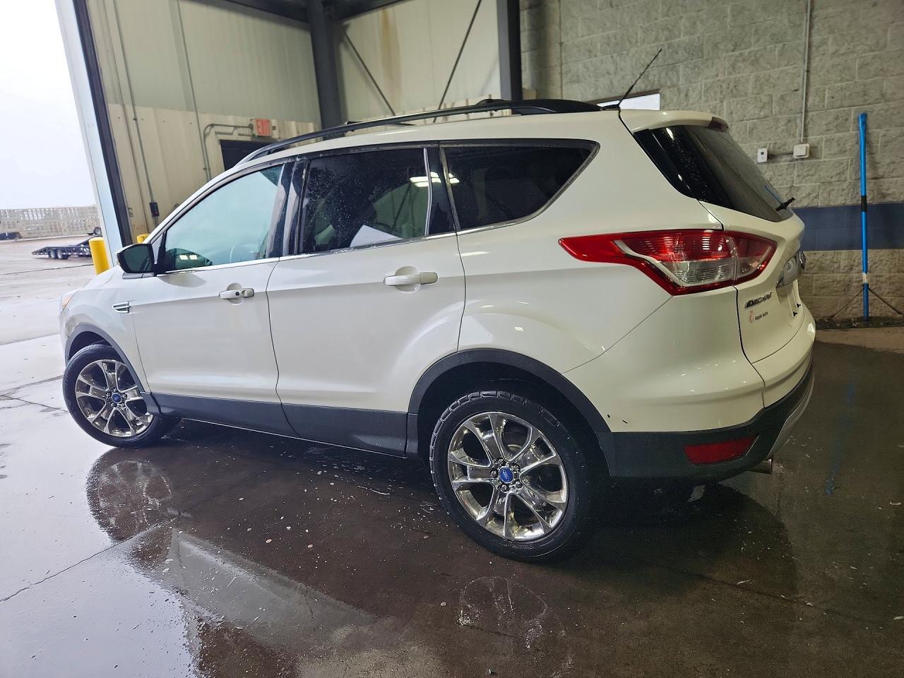 2013 Ford Escape Sel - Фото 2
