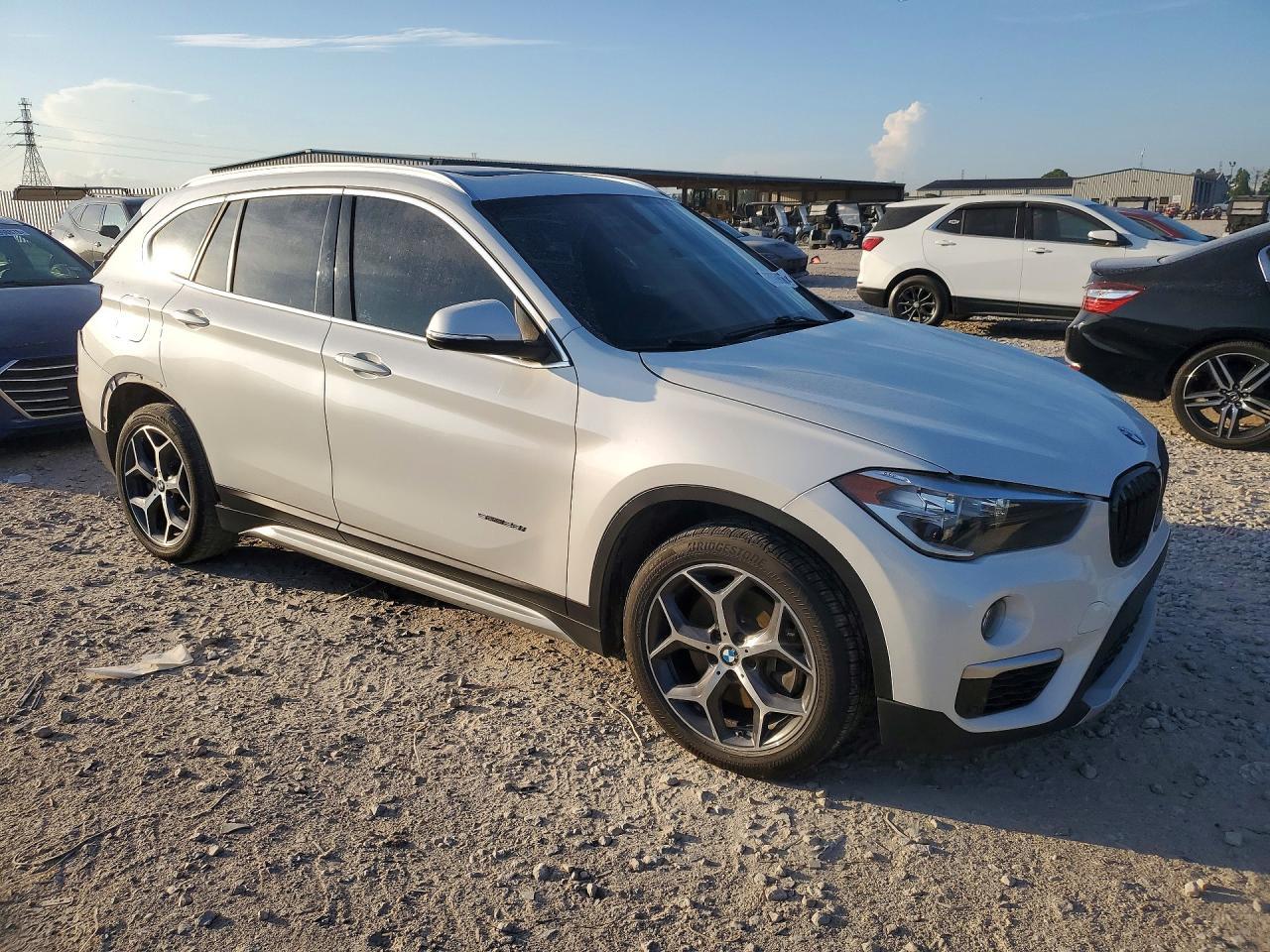 2018 BMW X1 Sdrive28I - Фото 4