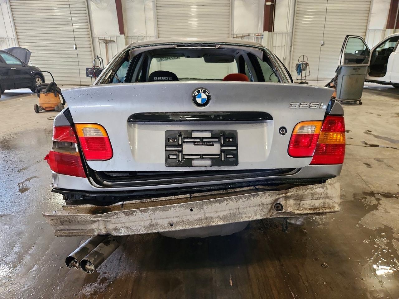 2003 BMW 325 I - Фото 6