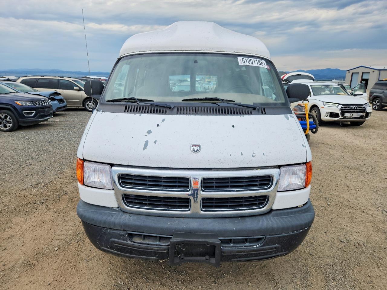 2001 Dodge Ram Van - Фото 5
