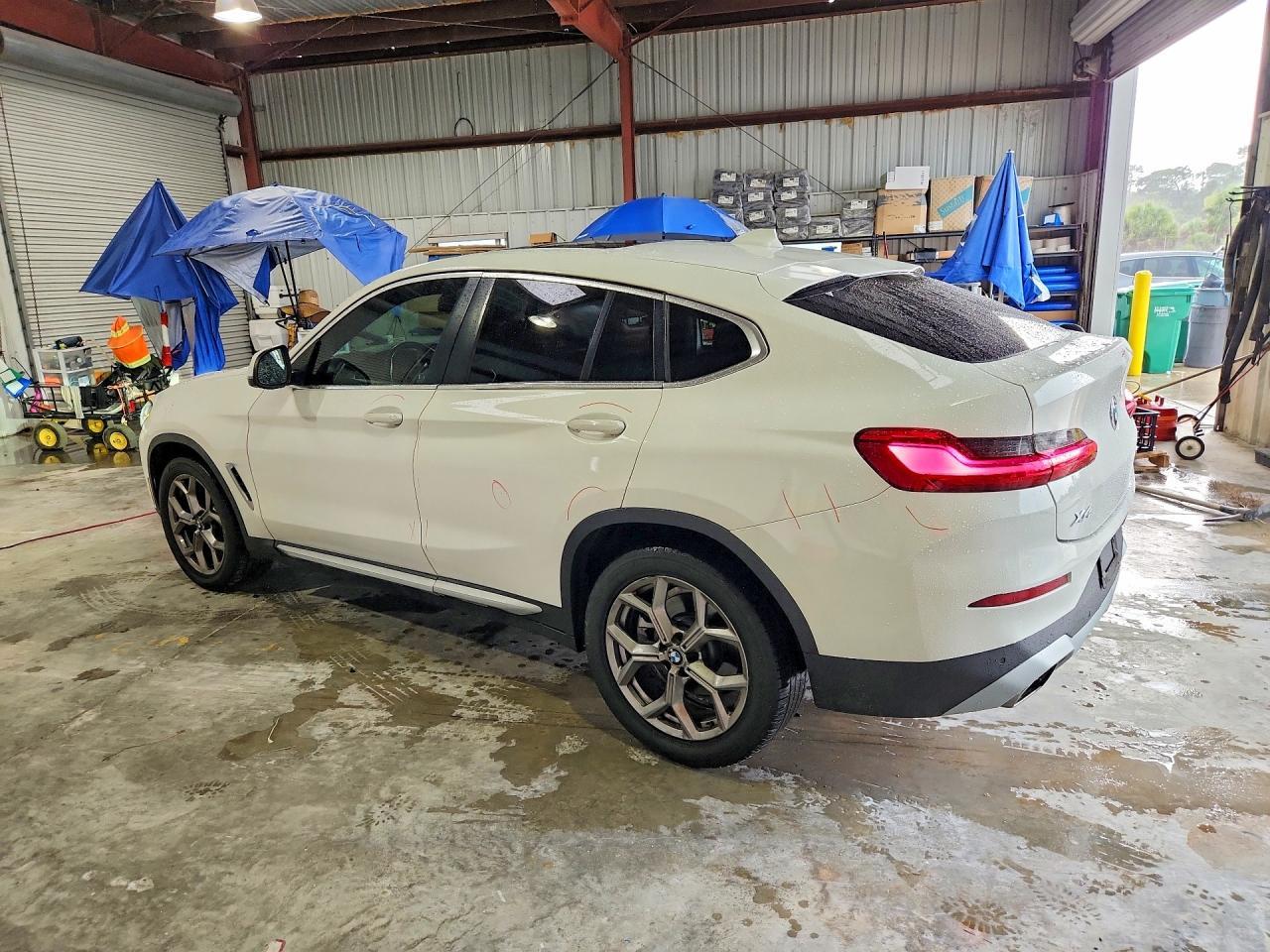 2022 BMW X4 xDrive30I - Фото 2