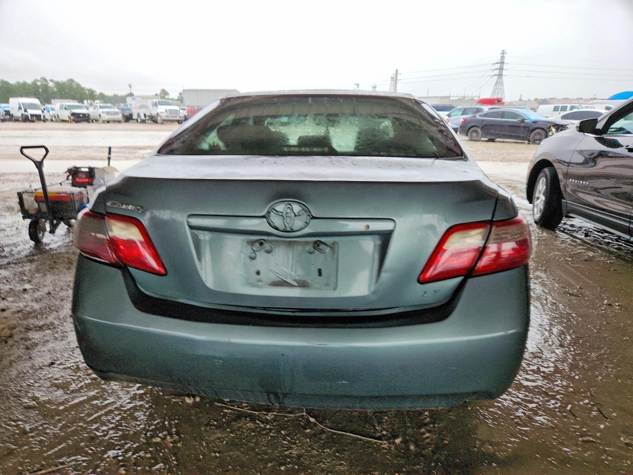 2009 Toyota Camry Le - Фото 6