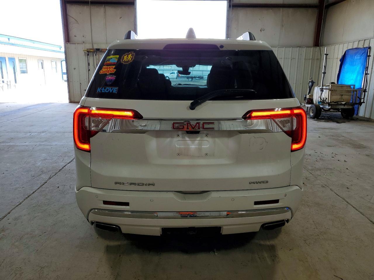 2021 GMC Acadia Denali - Фото 6