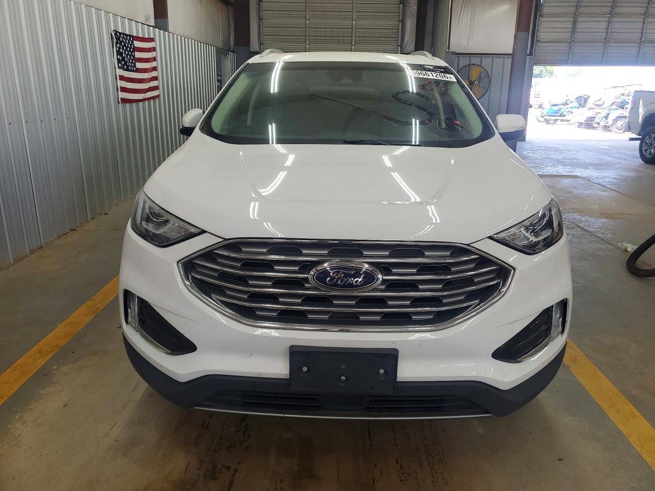2019 Ford Edge Sel - Image 5