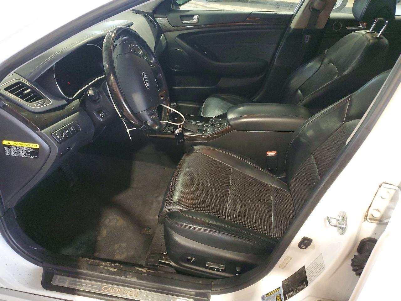 2014 Kia Cadenza Limited - Image 7