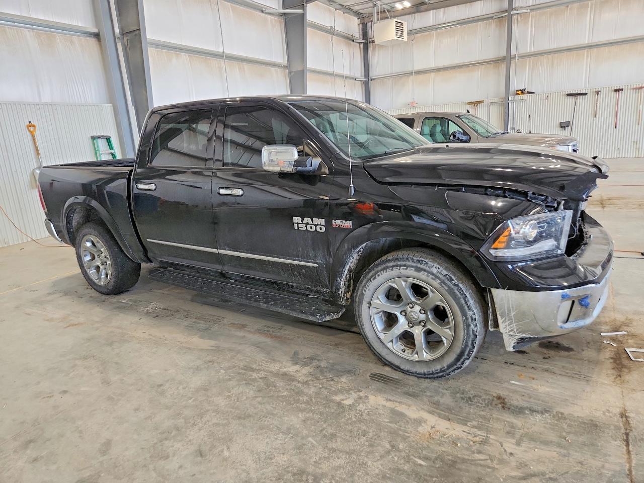 2015 Ram 1500 Laramie - Фото 4