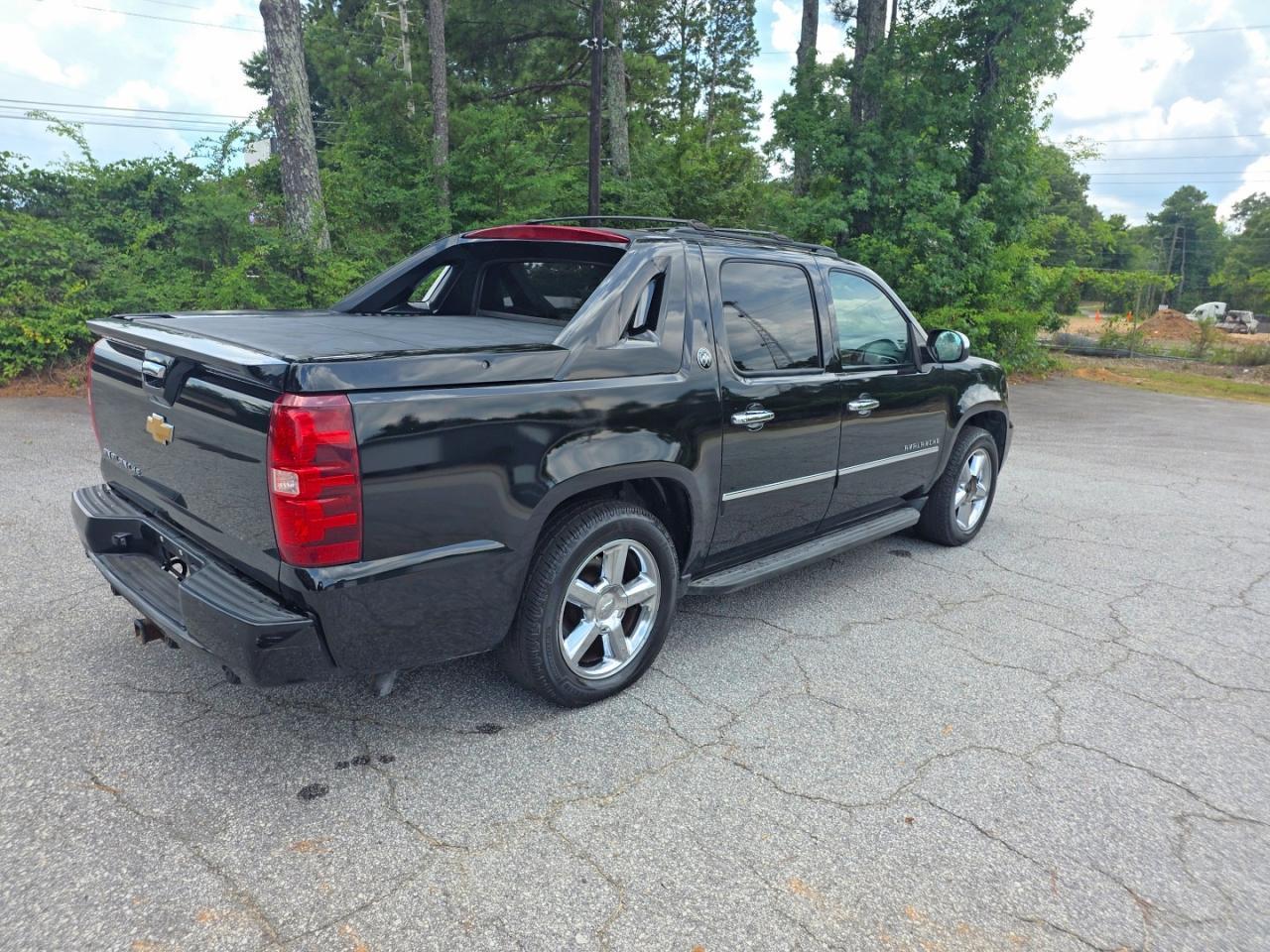 2013 Chevrolet Avalanche Ltz - Фото 4