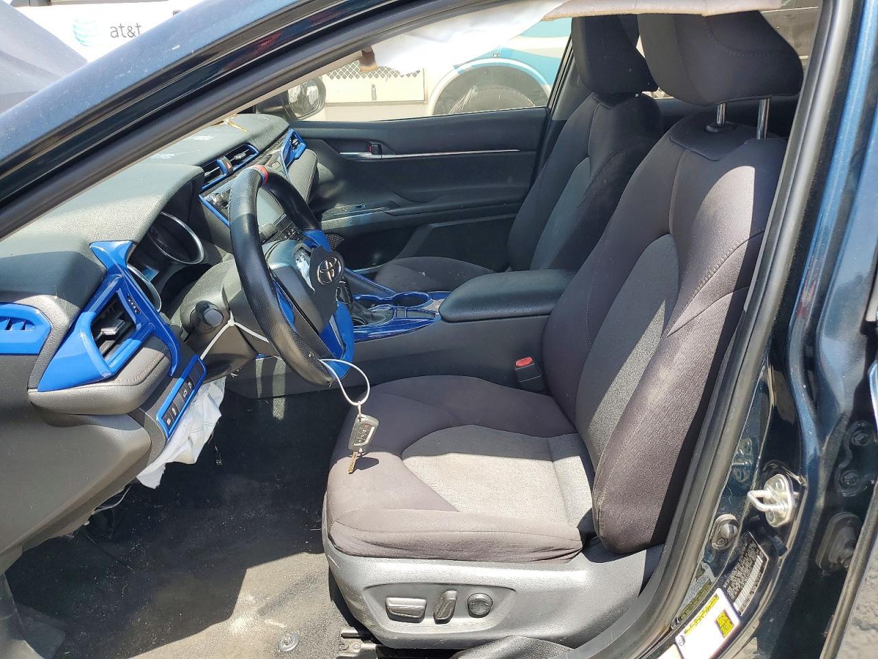 2018 Toyota Camry Le - Image 7