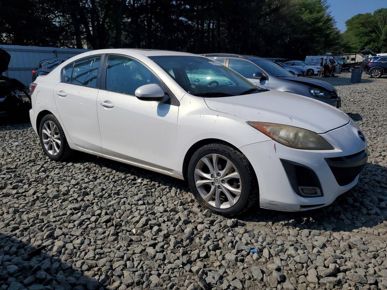 2011 Mazda 3 S - Image 4