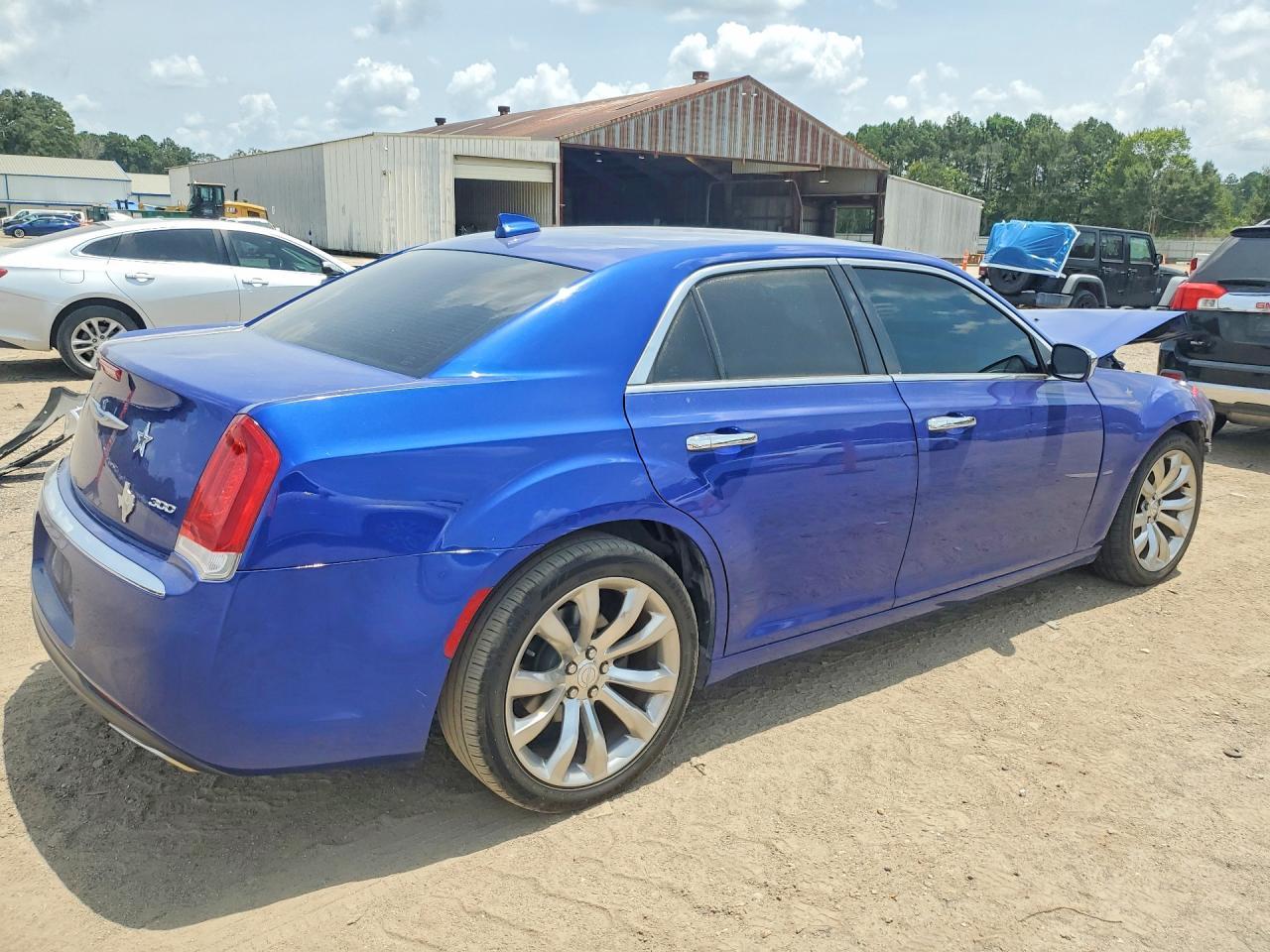 2019 Chrysler 300 Limited - Фото 3