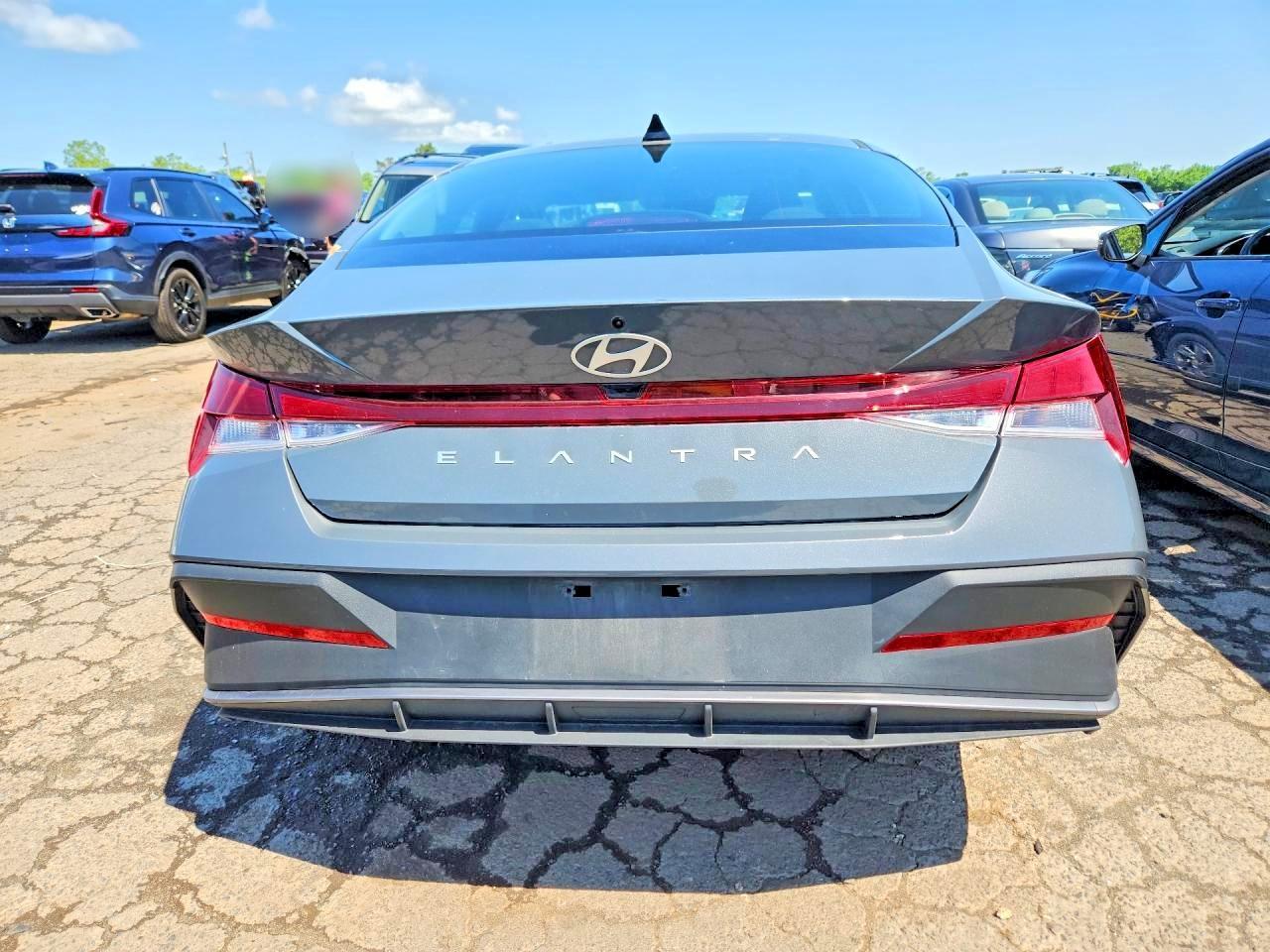 2026 Hyundai Elantra Se - Фото 6