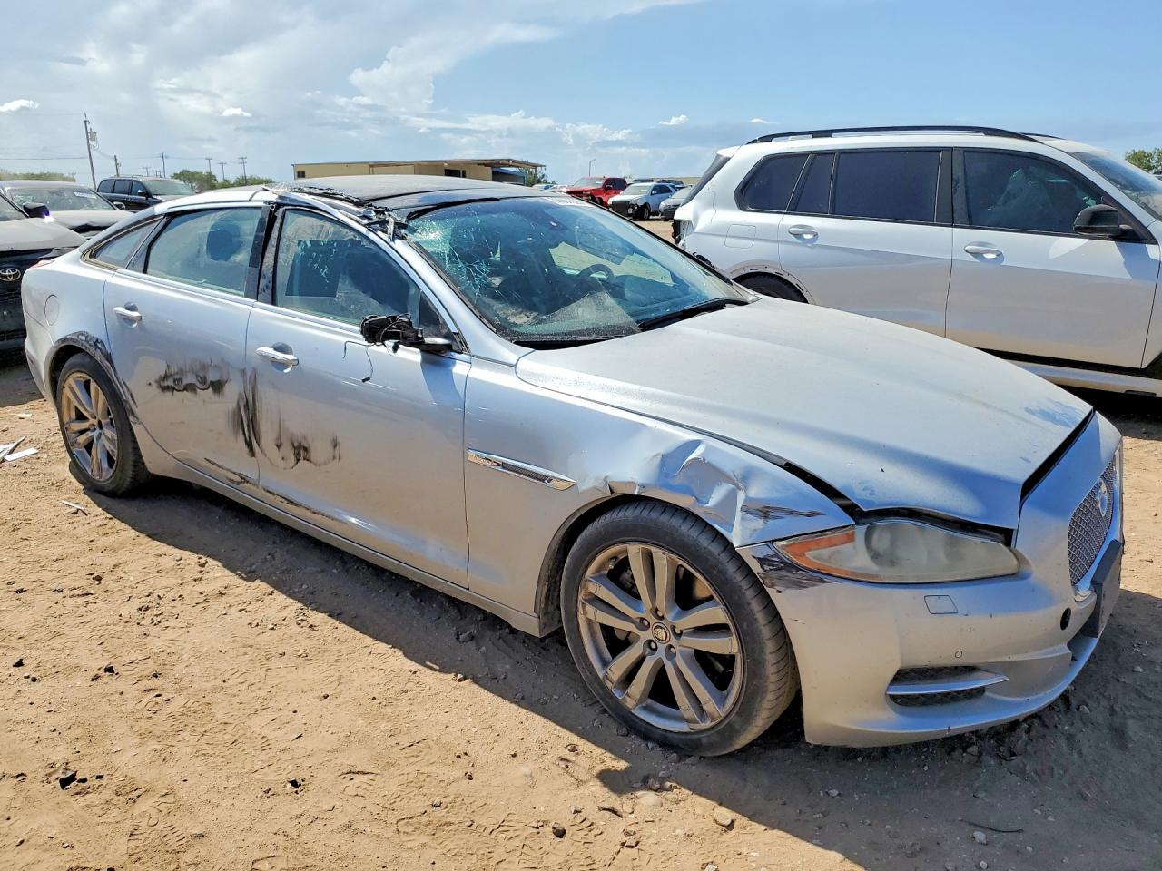 2011 Jaguar Xjl - Фото 4