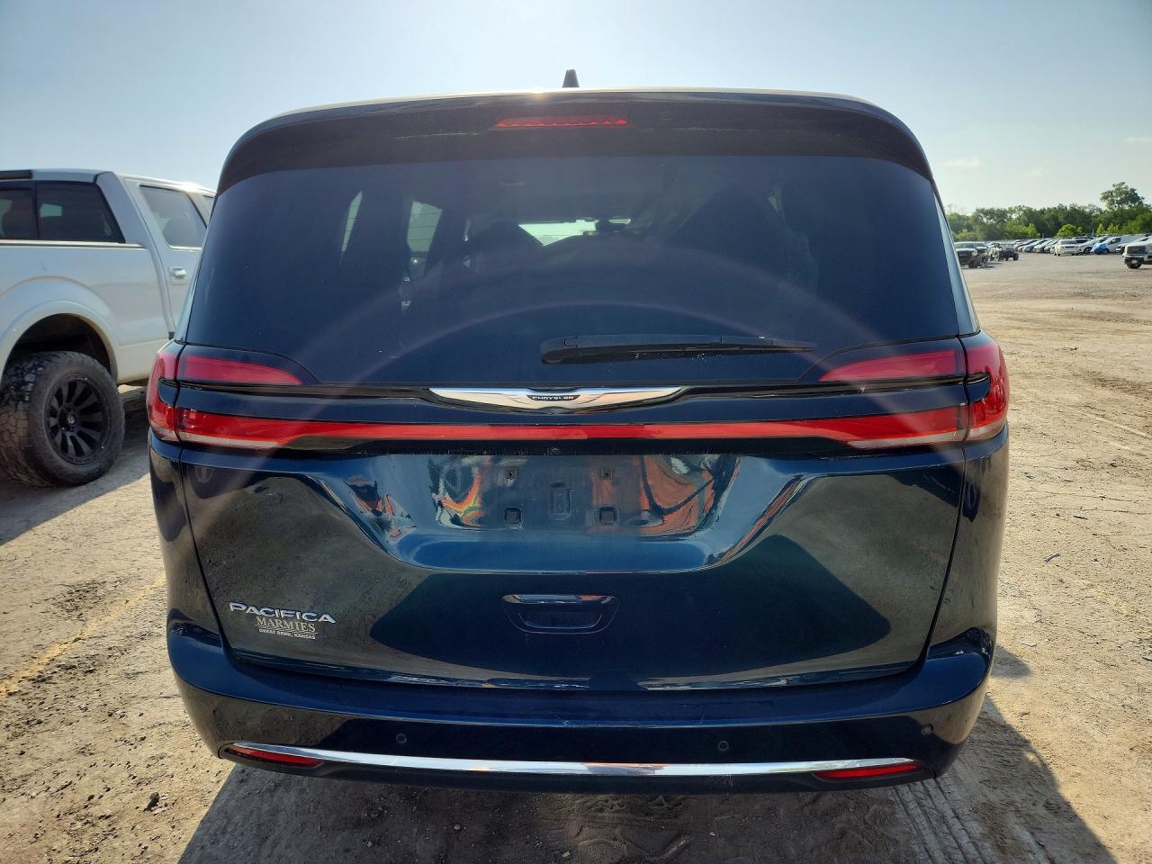 2022 Chrysler Pacifica Touring L - Фото 6