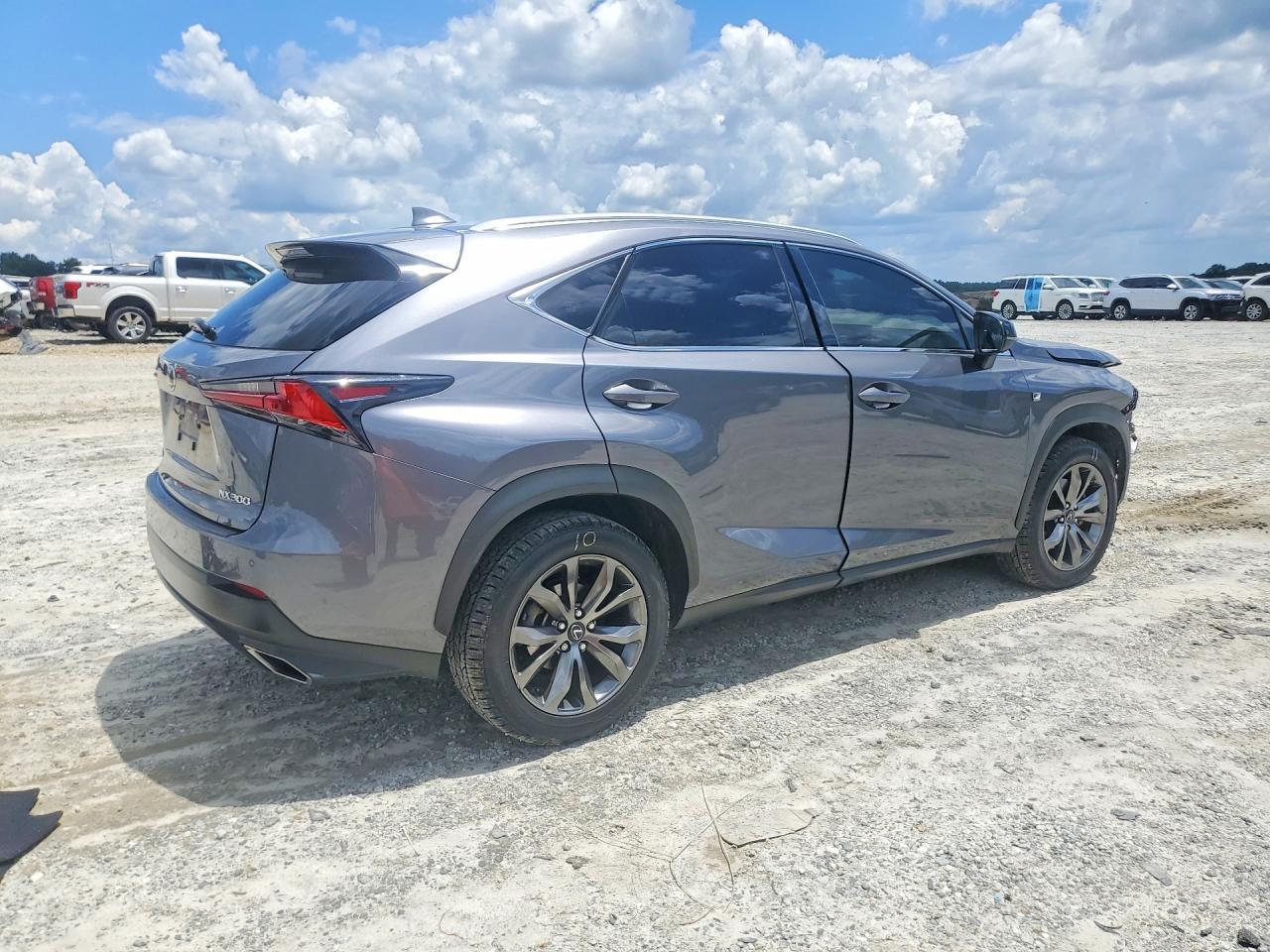 2021 Lexus Nx 300 F Sport - Фото 3