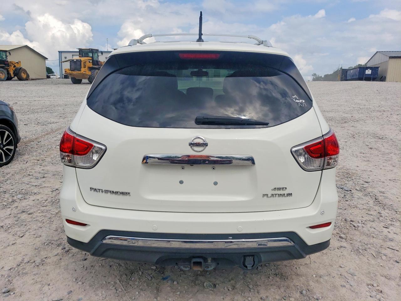 2014 Nissan Pathfinder S - Фото 6