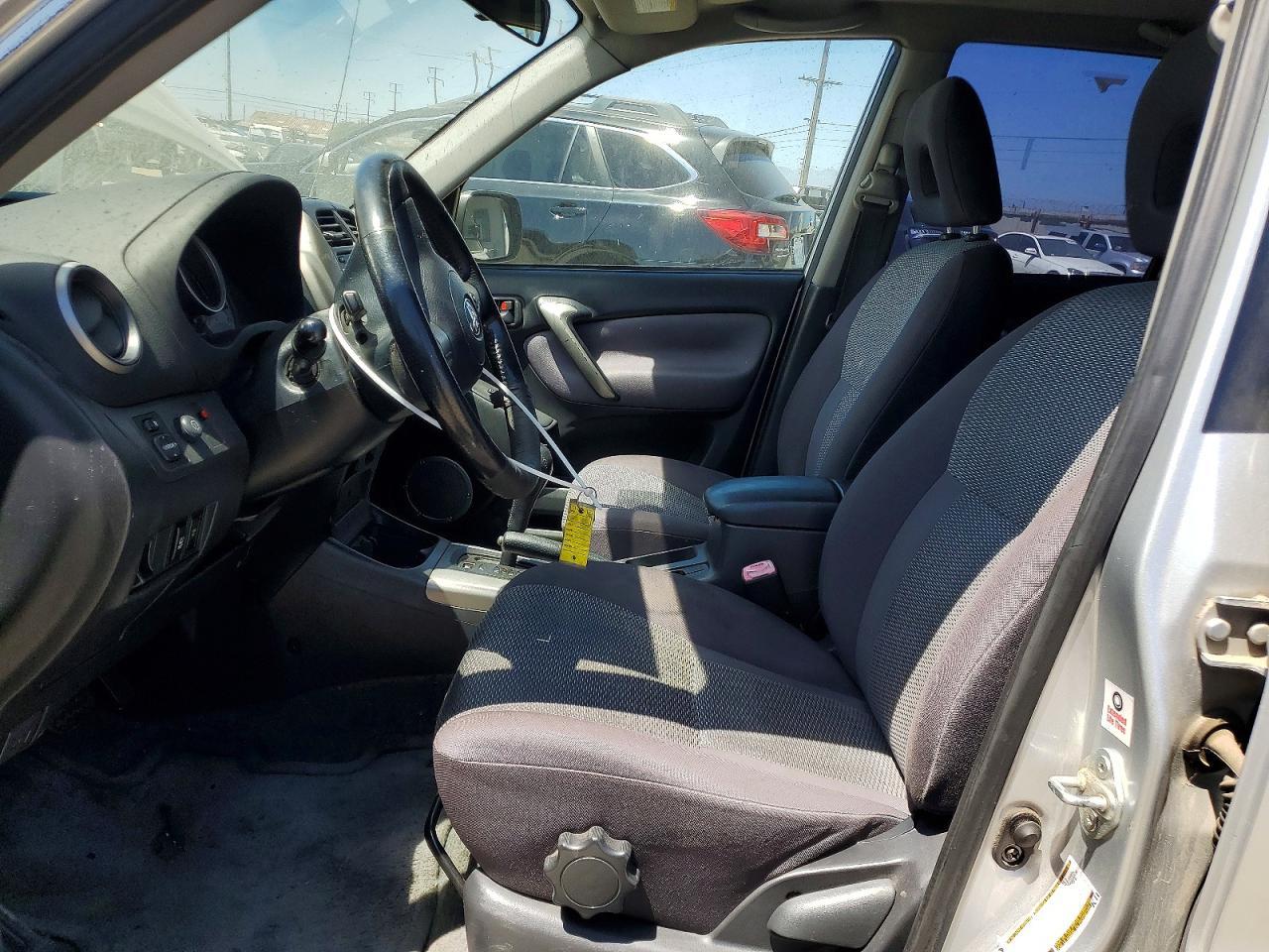 2004 Toyota Rav4 Base - Image 7