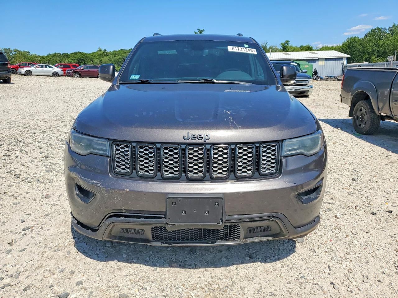 2020 Jeep Grand Cherokee Laredo - Image 5