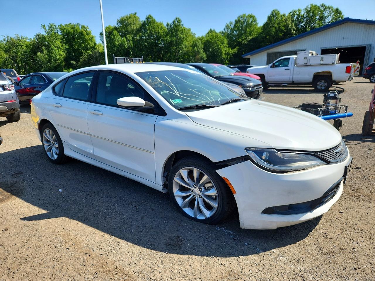 2016 Chrysler 200 S - Image 4