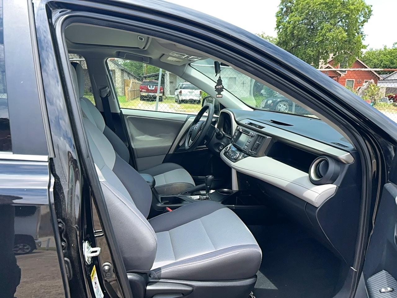 2013 Toyota Rav4 Xle - Image 5