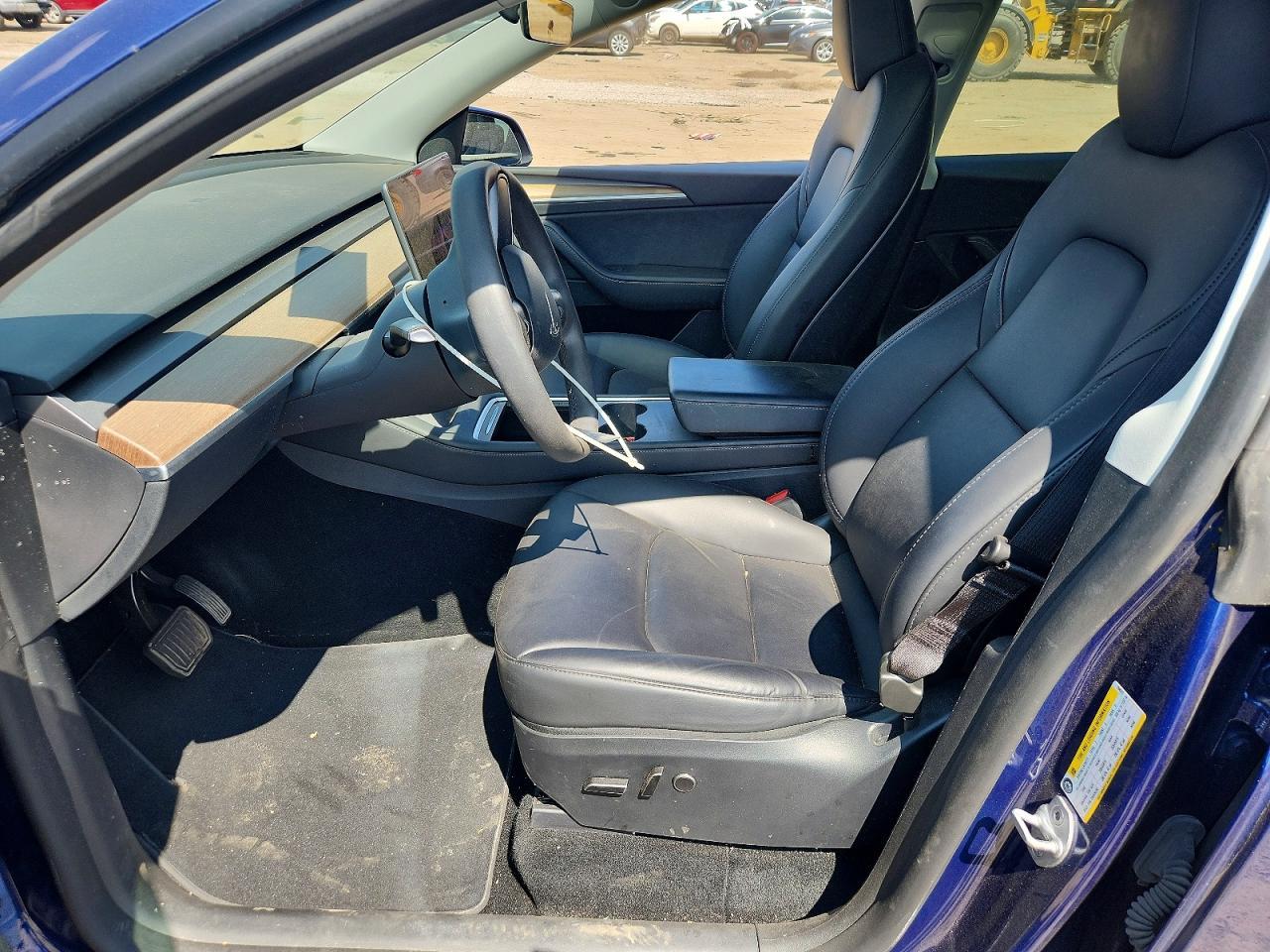 2023 Tesla Model Y - Фото 7
