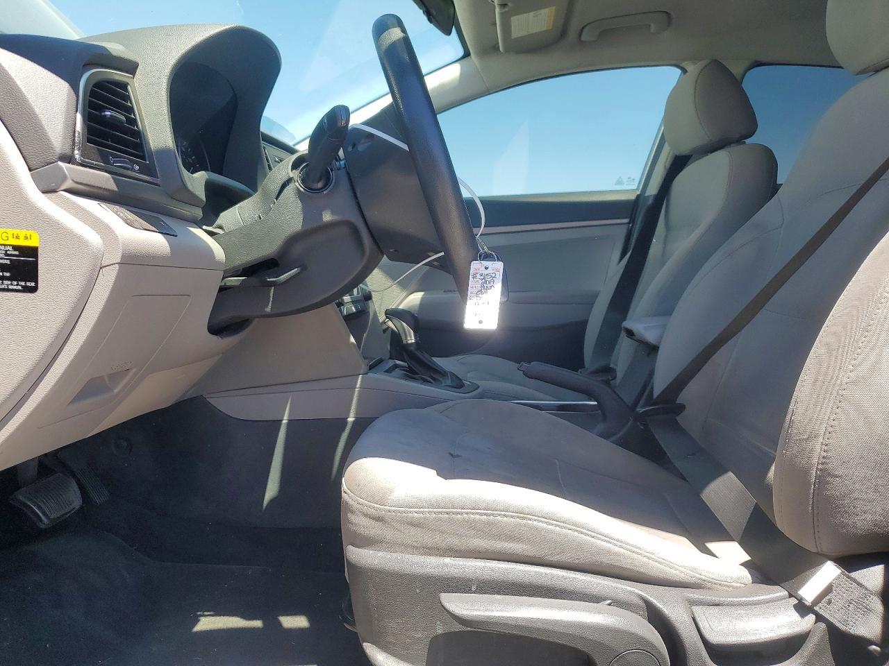 2017 Hyundai Elantra Se - Фото 7