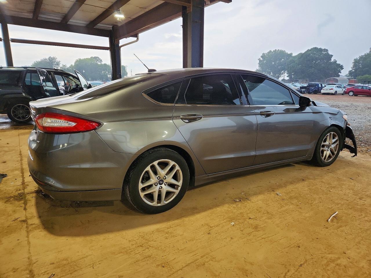 2014 Ford Fusion Se - Image 3