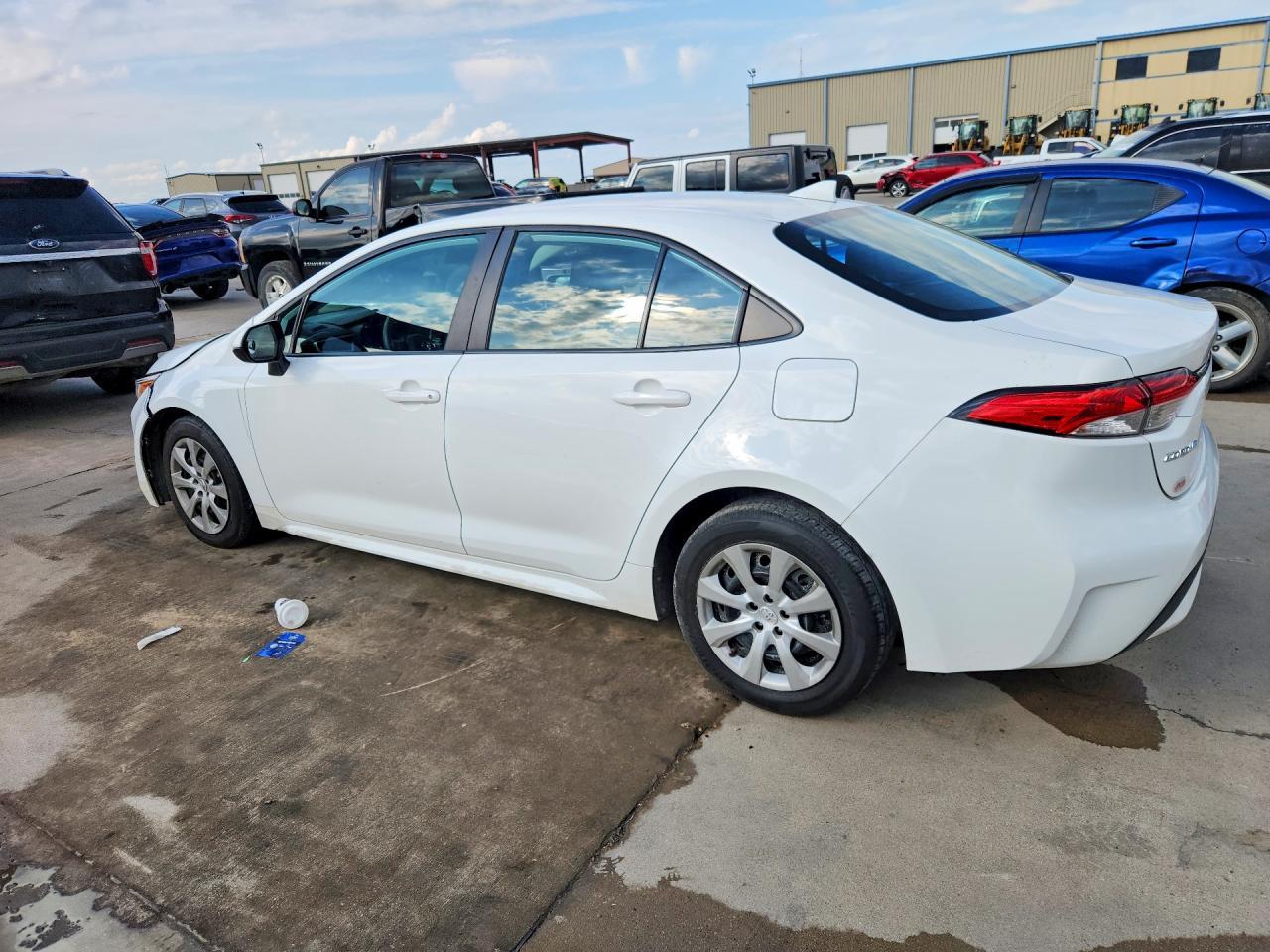 2023 Toyota Corolla Le - Фото 2