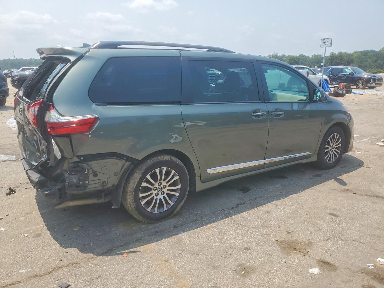 2020 Toyota Sienna Xle 7-Passenger Auto Access Seat - Фото 3