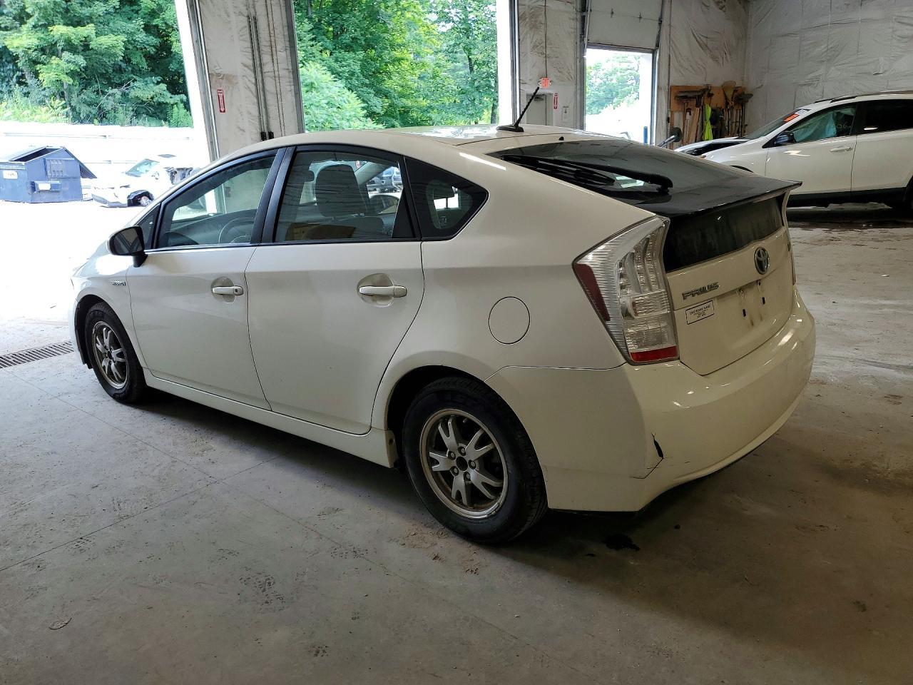 2010 Toyota Prius Ii - Фото 2